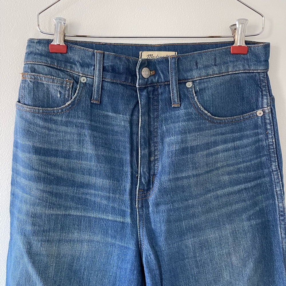 Madewell 11” High Rise Flea Market Flares. Denim Blue Jeans